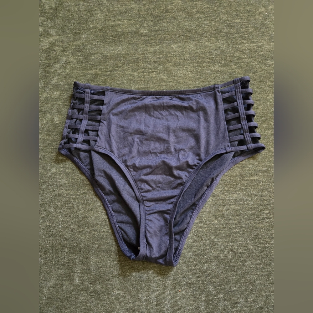NWOT Shade & Shore Black High-Waisted Bikini Bottom M